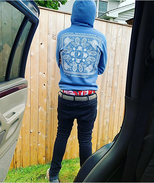 13865-primitive-bandana-light-blue-hoodie-2.webp Primitive Bandana Light Blue Hoodie