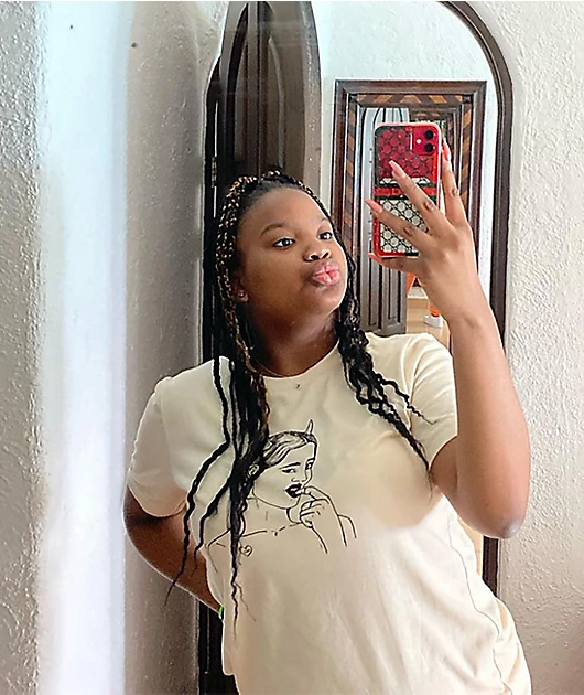 23412-melodie-evil-natural-t-shirt-3.webp Melodie Evil Natural T-Shirt