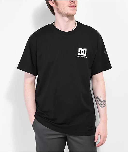 26442-dc-x-star-wars-r2d2-class-black-t-shirt-2.webp DC x Star Wars R2D2 CLass Black T-Shirt