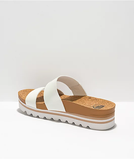 42202-reef-cushion-vista-hi-cloud-sandals-2.webp Reef Cushion Vista Hi Cloud Sandals