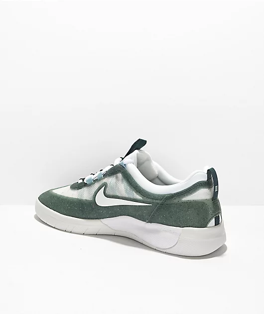 42270-nike-sb-nyjah-free-2-ash-green-white-blue-skate-shoes-2.webp Nike SB Nyjah Free 2 Ash Green, White, & Blue Skate Shoes