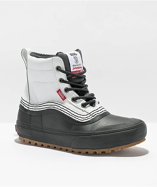 42497-vans-x-kennedi-deck-standard-mid-black-white-mte-boots-1.webp Vans x Kennedi Deck Standard Mid Black & White MTE Boots