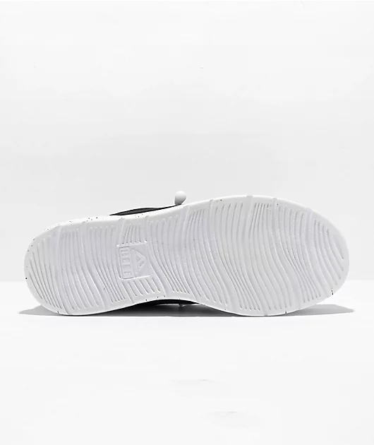 42836-reef-cushion-coast-tx-black-white-canvas-slip-on-shoes-4.webp Reef Cushion Coast TX Black & White Canvas Slip-On Shoes
