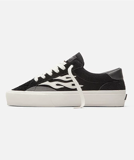 43595-straye-logan-flame-black-white-suede-skate-shoes-3.webp Straye Logan Flame Black & White Suede Skate Shoes