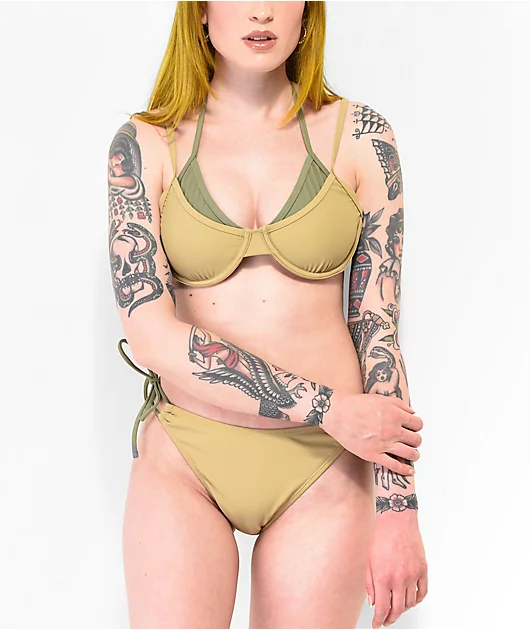 45446-trillium-izzy-double-layer-beige-triangle-bikini-top-3.webp Trillium Izzy Double Layer Beige Triangle Bikini Top