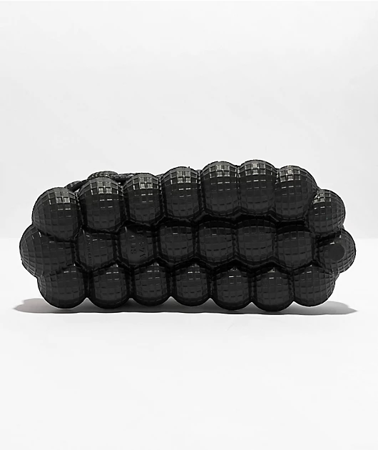 48755-trillium-bumble-black-slippers-4.webp Trillium Bumble Black Slippers