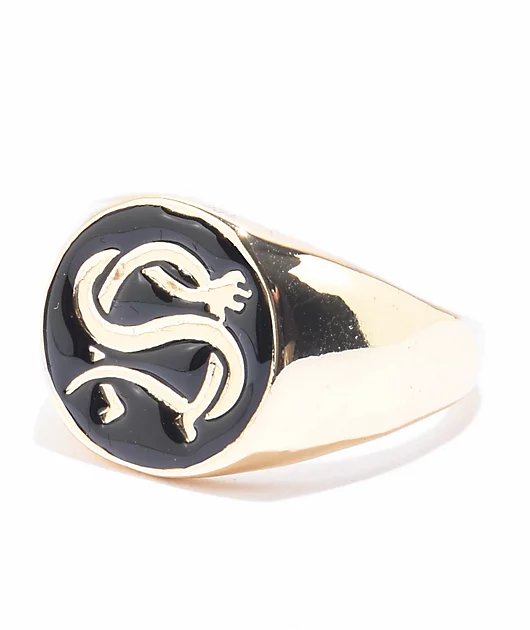 56257-samborghini-signet-gold-ring-1.webp Samborghini Signet Gold Ring
