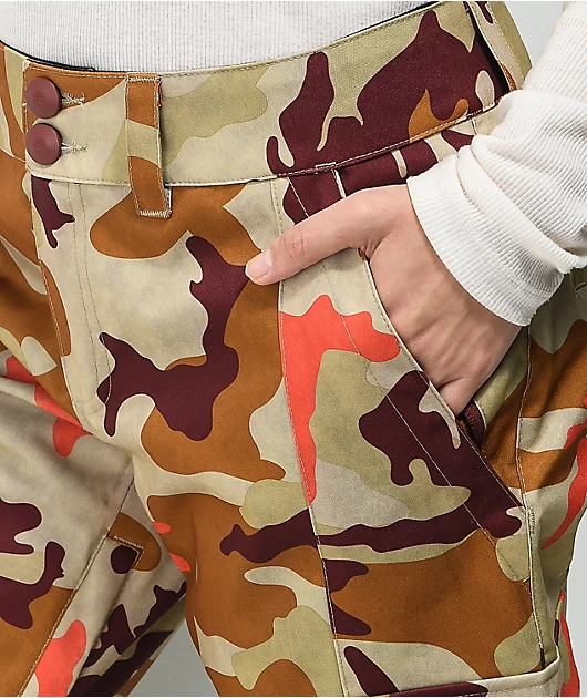 57227-dc-nonchalant-woodland-camo-10k-snowboard-pants-4.webp DC Nonchalant Woodland Camo 10K Snowboard Pants.