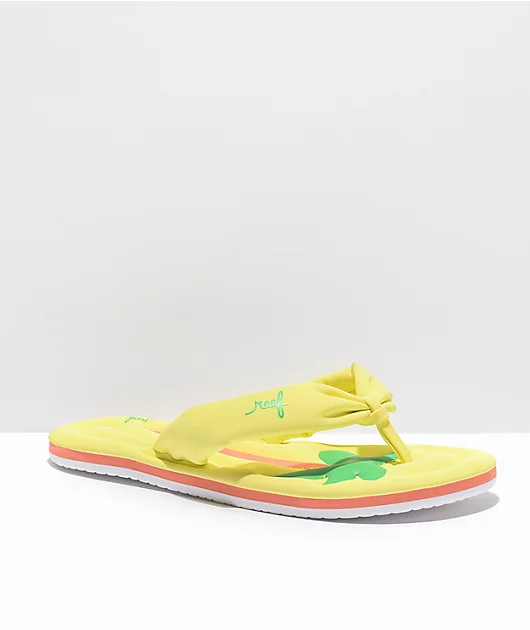 Reef Palm Pool Float Yellow Sandals