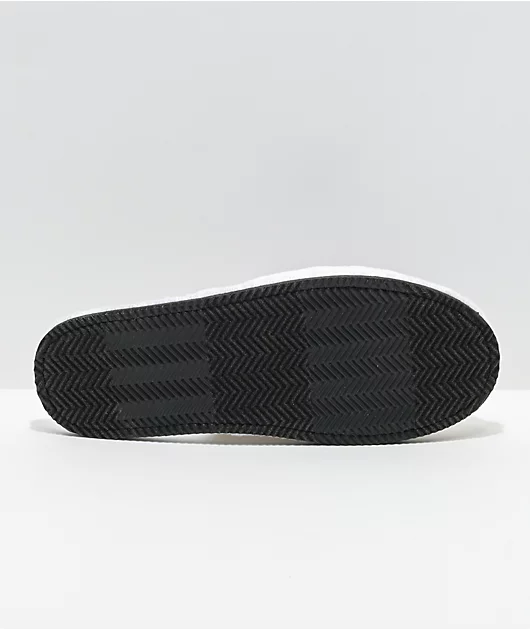 64895-champion-sleepover-white-slippers-4.webp Champion Sleepover White Slippers