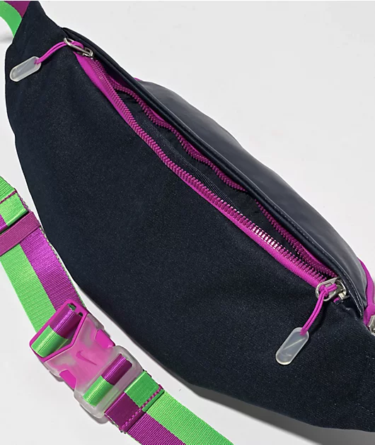 71382-nike-heritage-festival-green-purple-fanny-pack-5.webp Nike Heritage Festival Green & Purple Fanny Pack