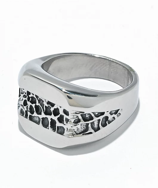 72423-personal-fears-trypophobia-silver-ring-1.webp Personal Fears Trypophobia Silver Ring