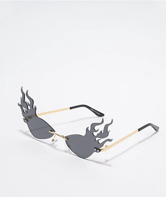 73195-petals-and-peacocks-fire-in-your-eyes-black-sunglasses-1.webp Petals and Peacocks Fire In Your Eyes Black Sunglasses