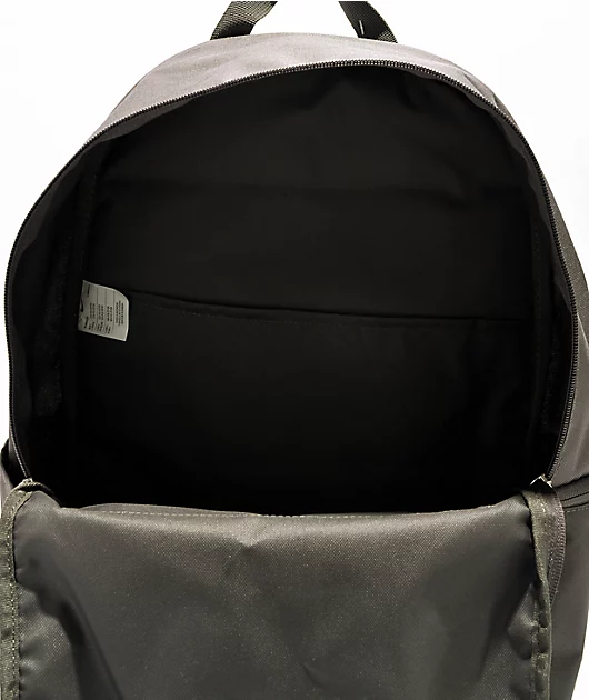 79038-nike-heritage-ash-black-backpack-3.webp Nike Heritage Ash & Black Backpack