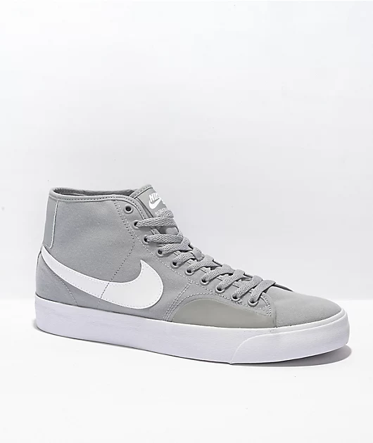 84020-nike-sb-blzr-court-mid-wolf-grey-white-skate-shoes-1.webp Nike SB BLZR Court Mid Wolf Grey & White Skate Shoes