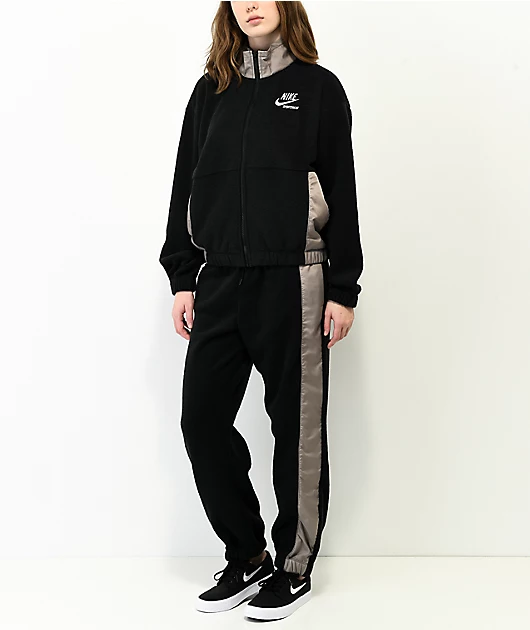 86815-nike-sportswear-essential-black-grey-fleece-zip-jacket-6.webp Nike Sportswear Essential Black & Grey Fleece Zip Jacket