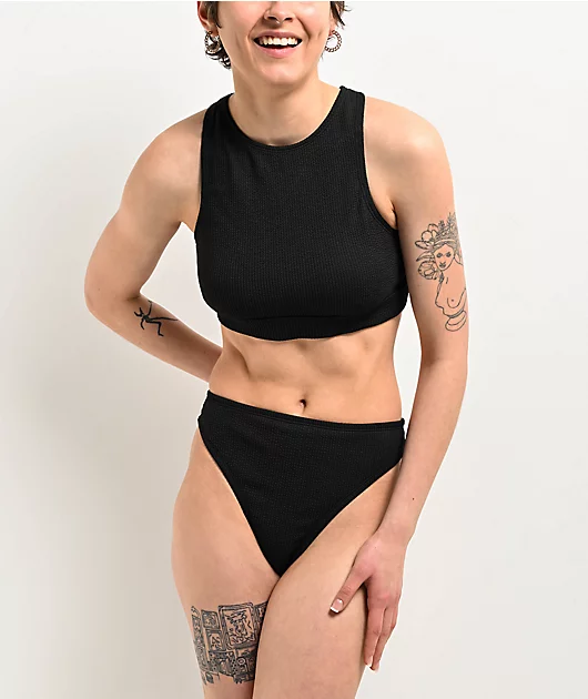 88115-nike-elevated-essential-high-neck-black-bikini-top-6.webp Nike Elevated Essential High Neck Black Bikini Top