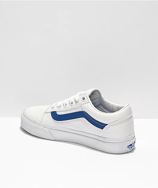 88548-vans-old-skool-pop-classic-white-blue-skate-shoes-2.webp Vans Old Skool Pop Classic White & Blue Skate Shoes