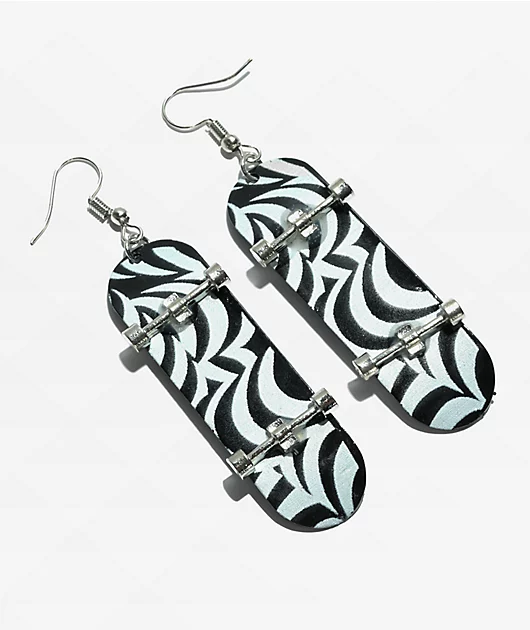 Stone + Locket Wavy Board Black & White Earrings