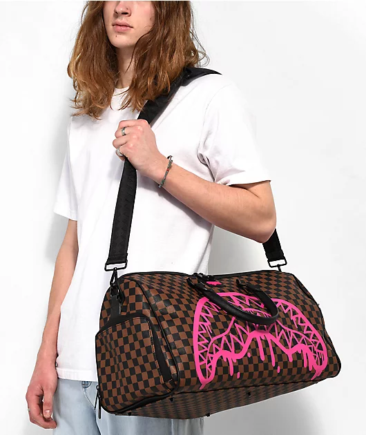 90312-sprayground-pink-drip-brown-checkered-duffle-bag-2.webp Sprayground Pink Drip Brown Checkered Duffle Bag