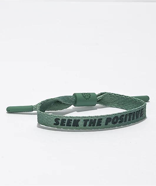 90806-rastaclat-seek-the-positive-green-shoelace-bracelet-2.webp Rastaclat Seek The Positive Green Shoelace Bracelet