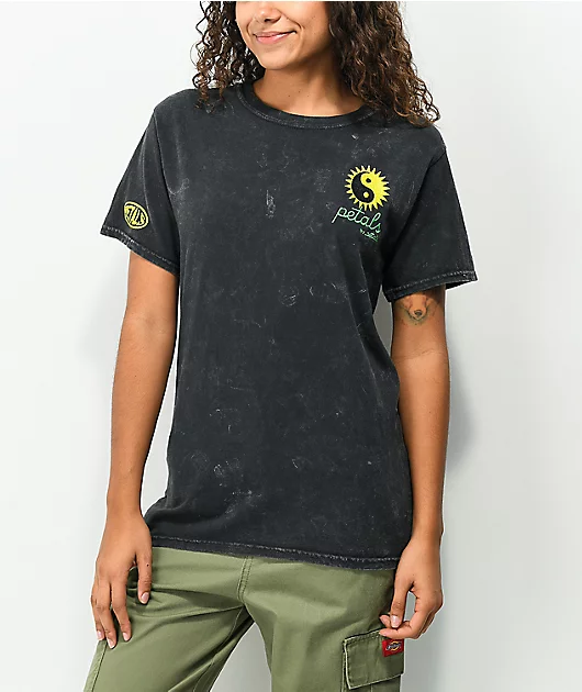 97283-petals-by-petals-and-peacocks-under-the-sun-black-wash-t-shirt-2.webp Petals by Petals and Peacocks Under The Sun Black Wash T-Shirt